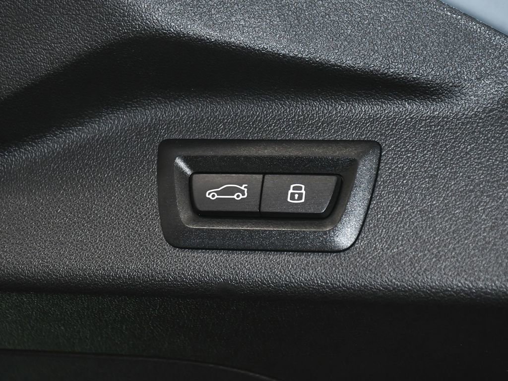 Used 2026 BMW X7 M60i AWD/4WD image 75