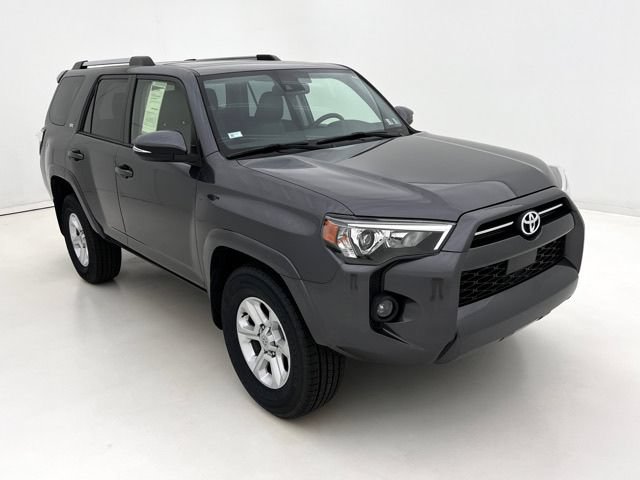 Used 2023 Toyota 4Runner SR5 Premium w/ Moonroof Package RWD video 2
