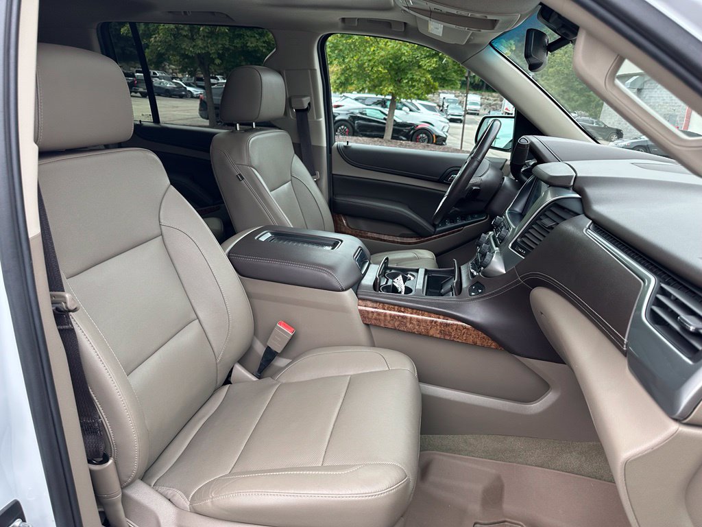 Used 2018 Chevrolet Suburban Premier AWD/4WD image 33