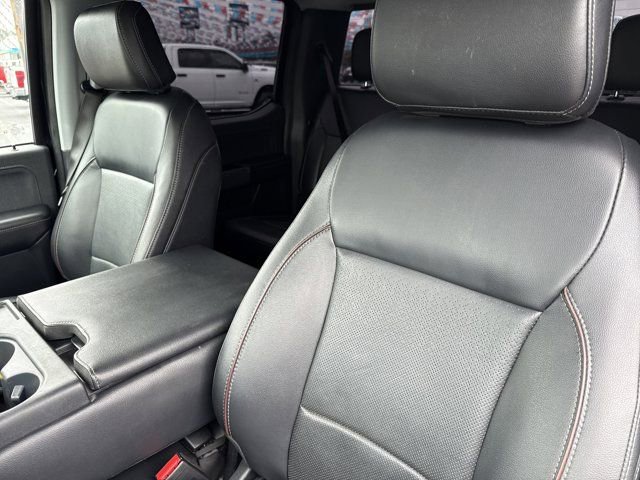 Used 2022 Ford F150 Lariat image 13