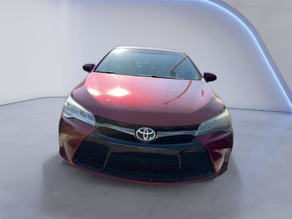 Used 2015 Toyota Camry XSE FWD image 2