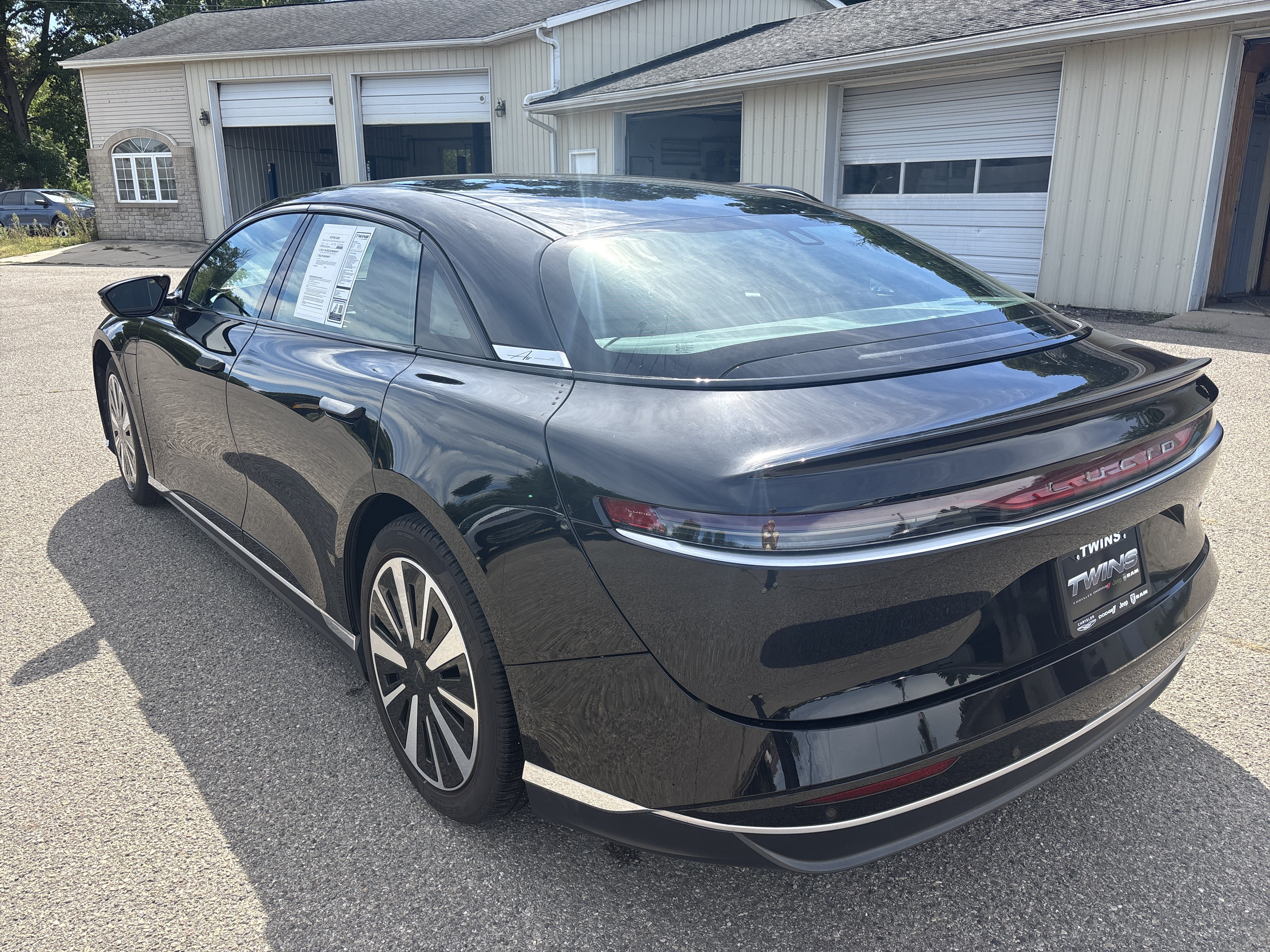 Used 2023 Lucid Air Pure AWD/4WD image 8