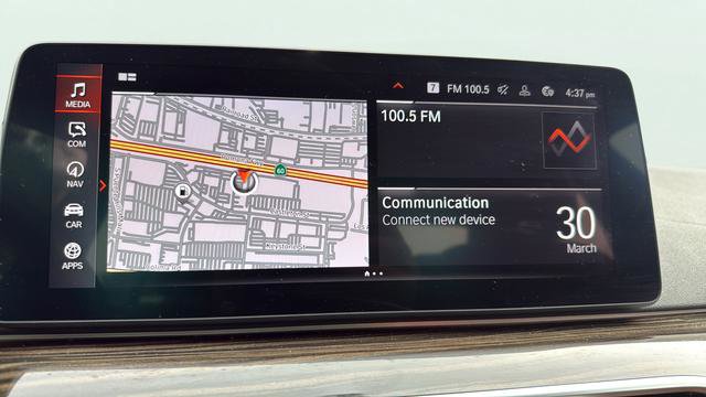 Used 2022 BMW 530i w/ Premium Package image 17