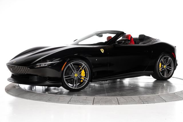 Used 2025 Ferrari Roma Spider RWD image 1