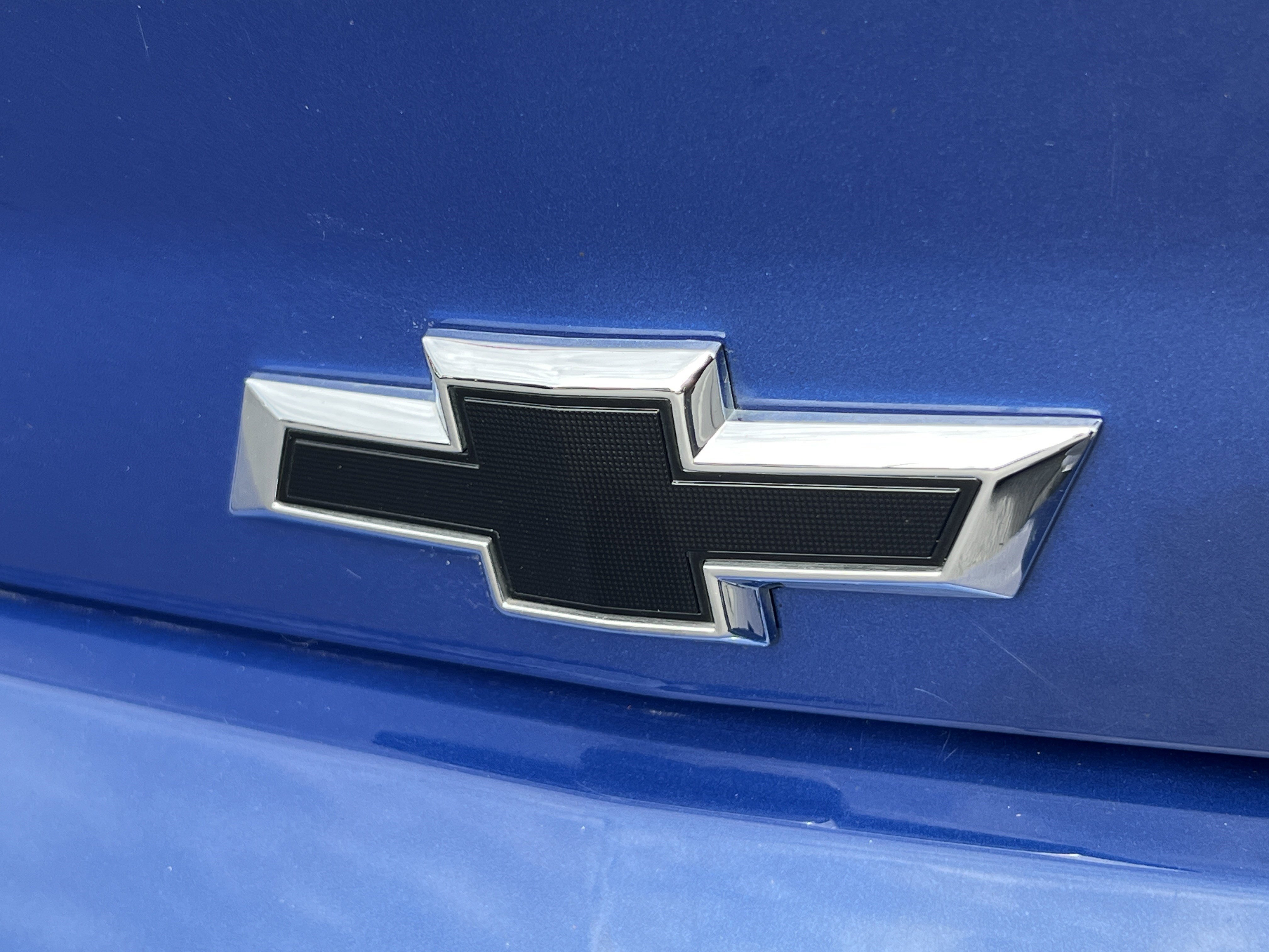Used 2022 Chevrolet Camaro LT image 8