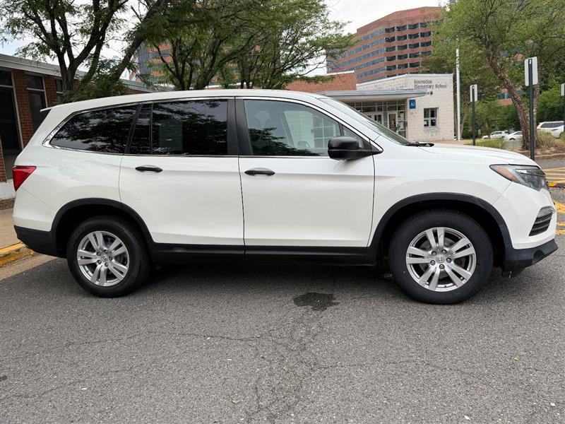 Used 2018 Honda Pilot LX image 7