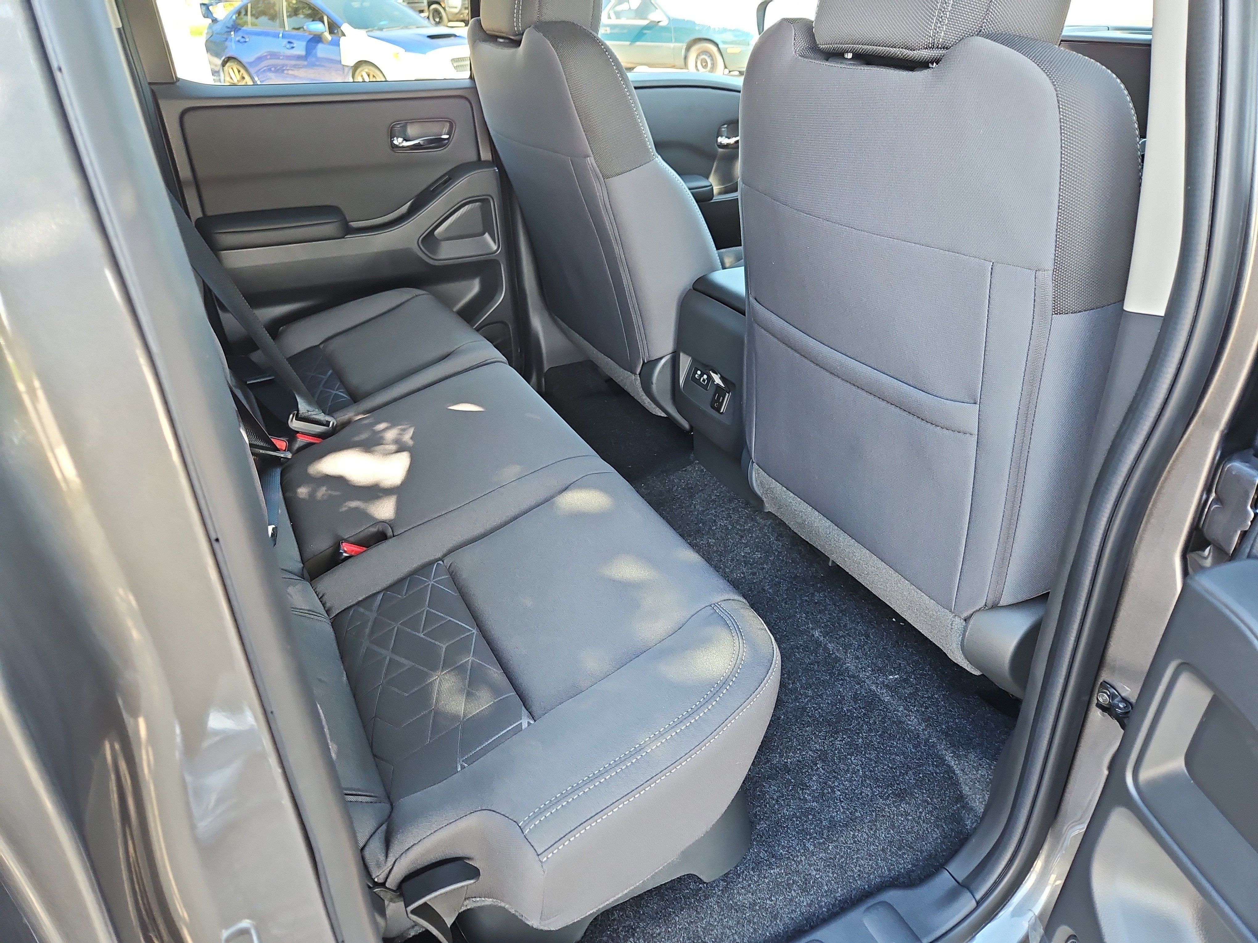 New 2026 Nissan Frontier SV image 9