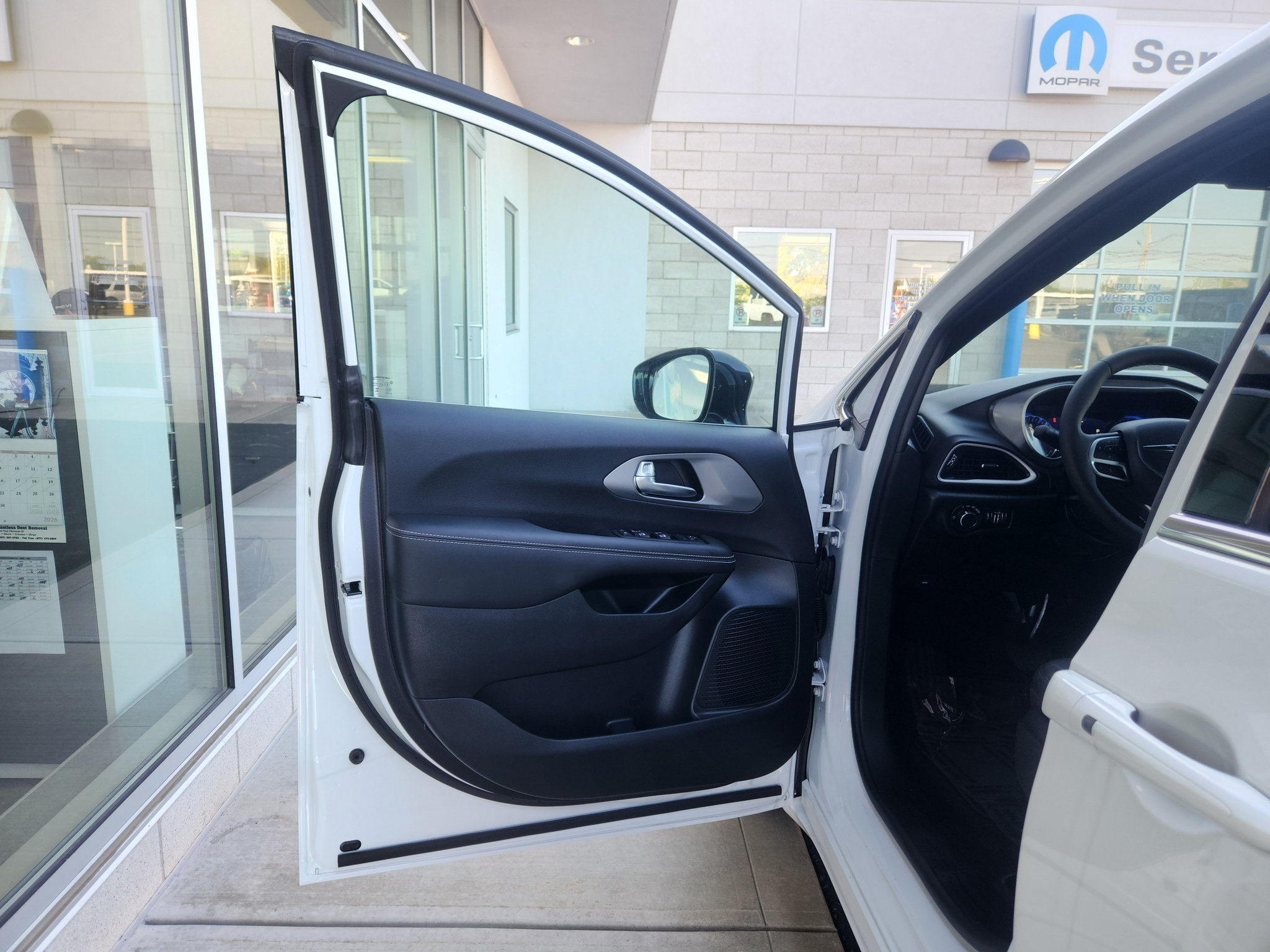 New 2026 Chrysler Voyager LX FWD image 25