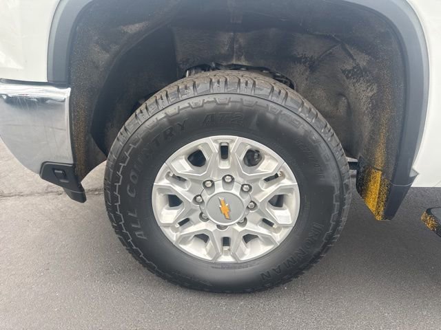 Used 2024 Chevrolet Silverado 3500 LT image 22