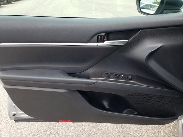 Used 2024 Toyota Camry SE FWD image 10