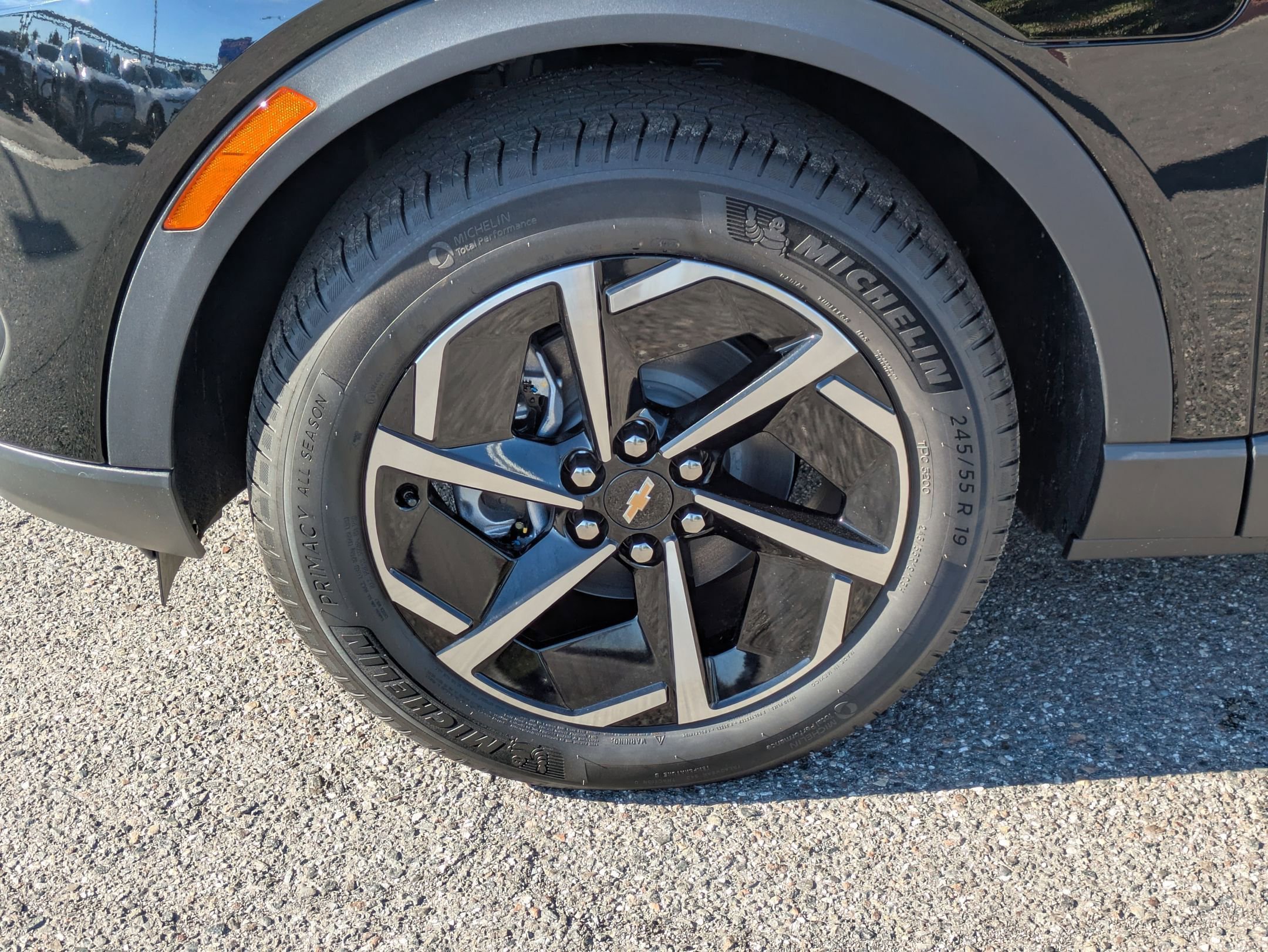 Used 2026 Chevrolet Equinox EV LT w/ LPO, All-Weather Mat Package image 9