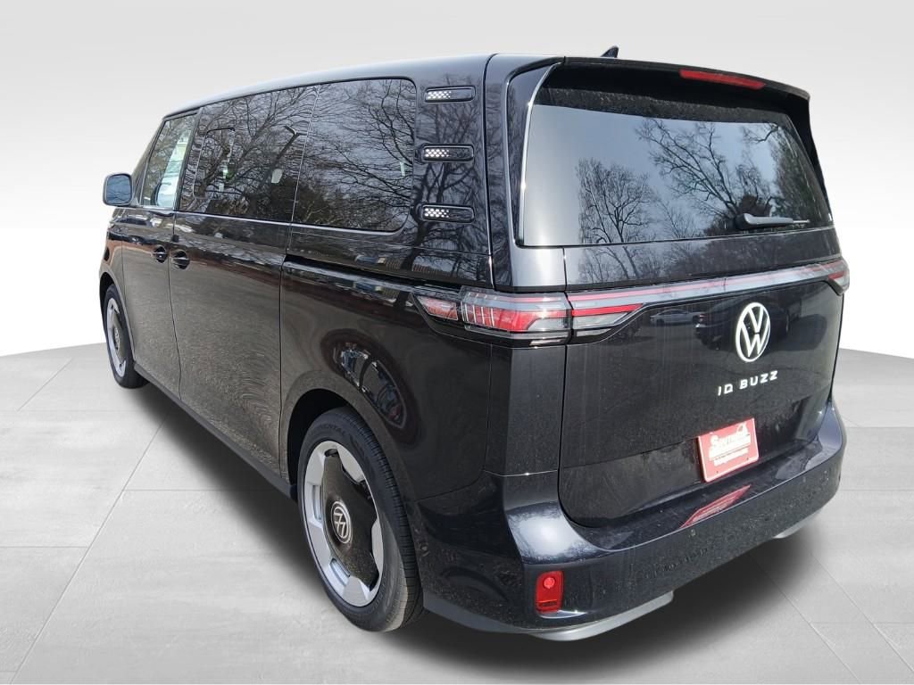 New 2025 Volkswagen ID. Buzz Pro S RWD image 3