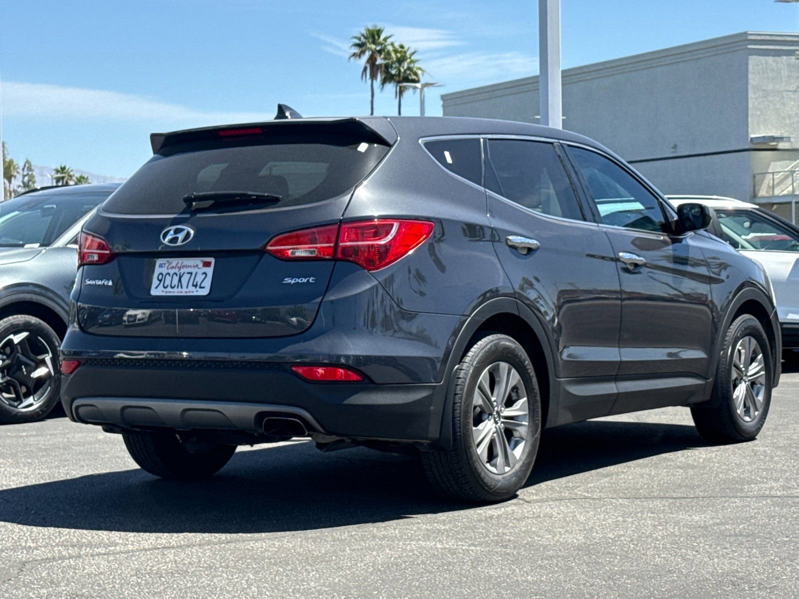 Used 2016 Hyundai Santa Fe Sport FWD image 3