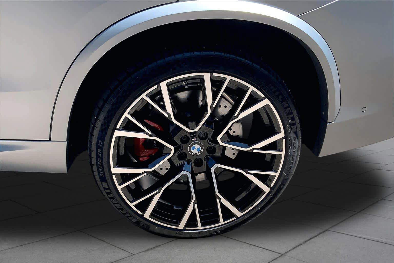 Used 2025 BMW X5 M Competition w/ Executive Package AWD/4WD image 11