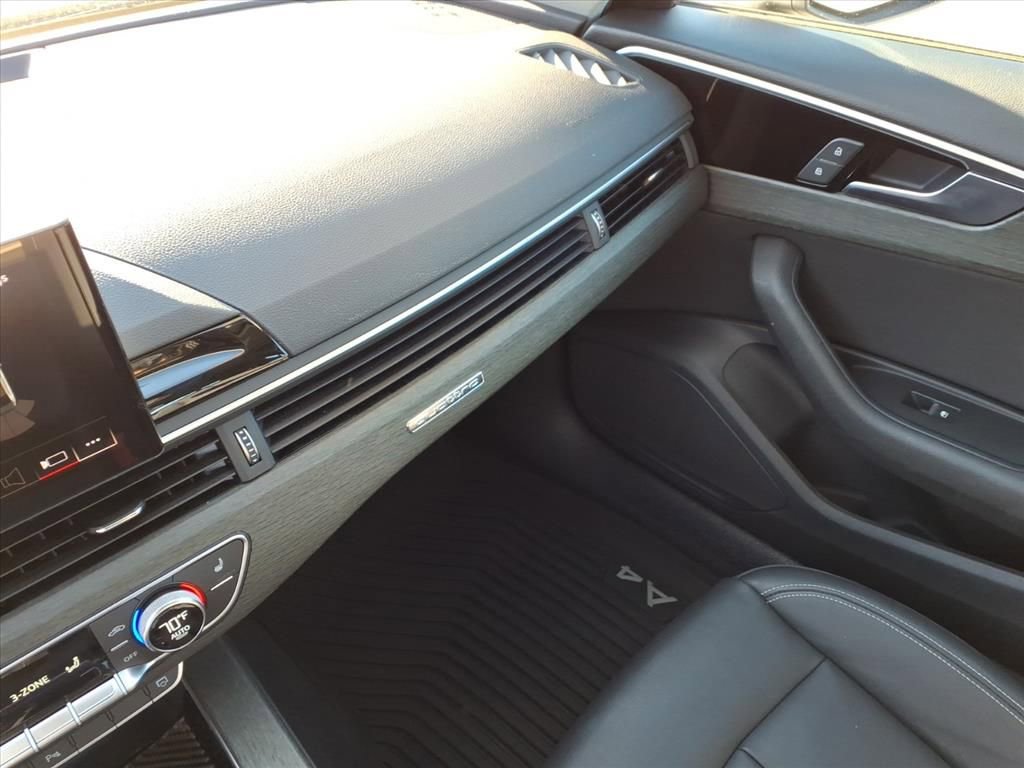 Used 2021 Audi A4 2.0T Premium image 32