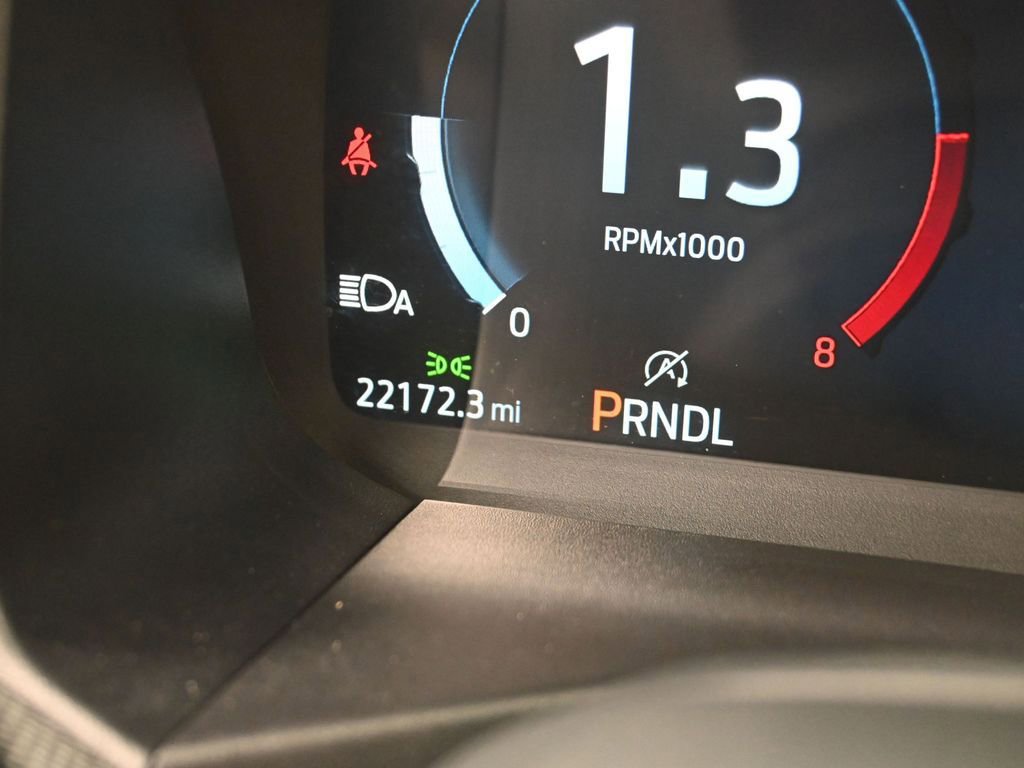 Used 2025 Ford Explorer ST-Line w/ ST-Line Street Pack image 16