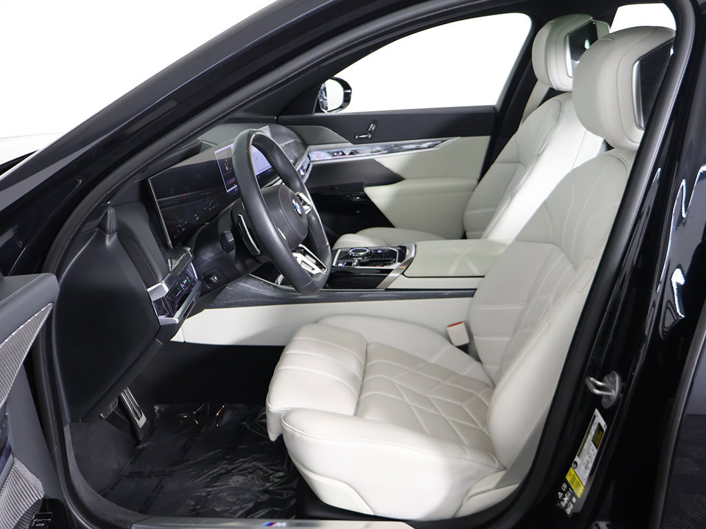 Used 2023 BMW 760i xDrive AWD/4WD image 35