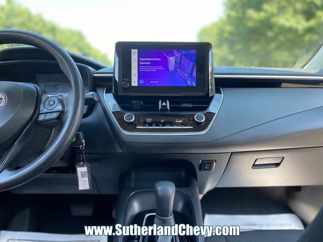 Used 2025 Toyota Corolla LE FWD image 20
