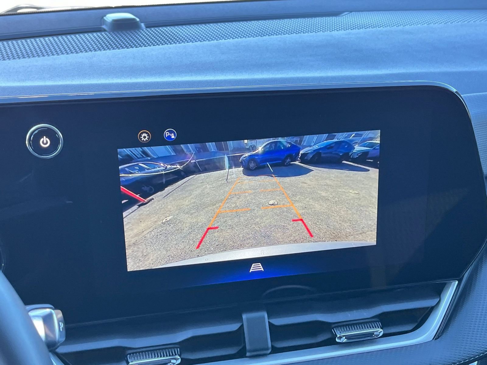 Used 2025 Chevrolet Equinox LT image 17