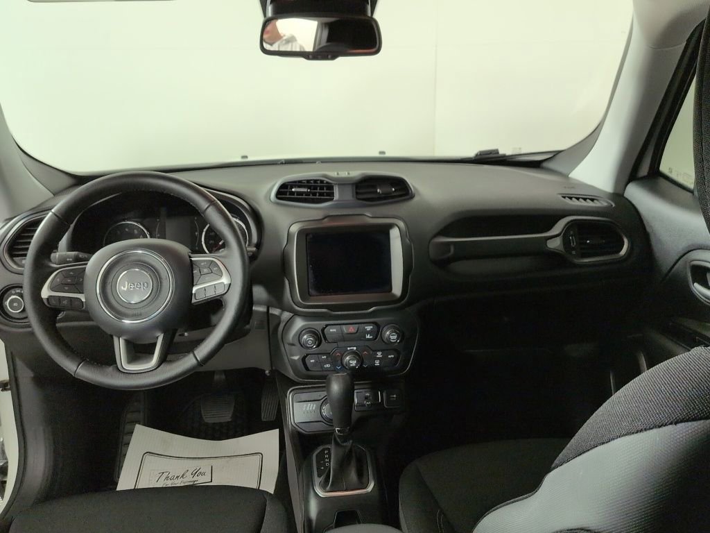 Certified 2023 Jeep Renegade Latitude w/ Sun/Sound Group image 15