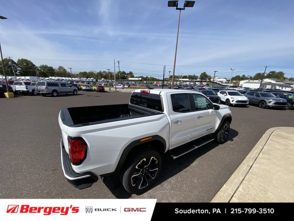New 2026 GMC Canyon Denali w/ LPO, Black Badging Package AWD/4WD image 22