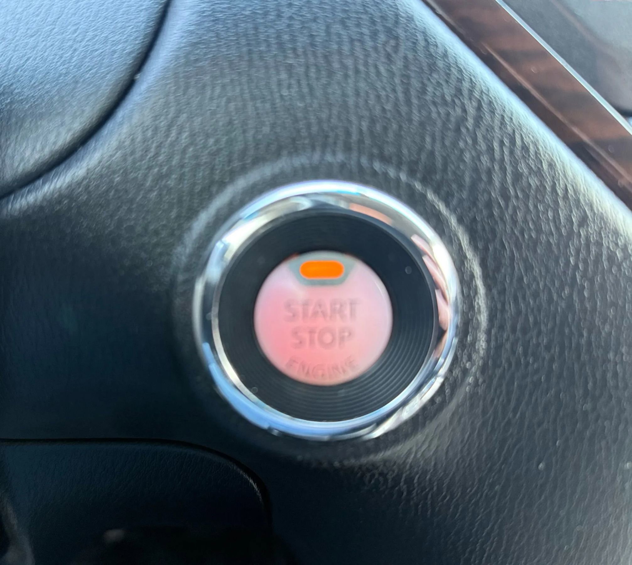 Used 2015 Nissan Pathfinder SL w/ SL Tech Package image 20