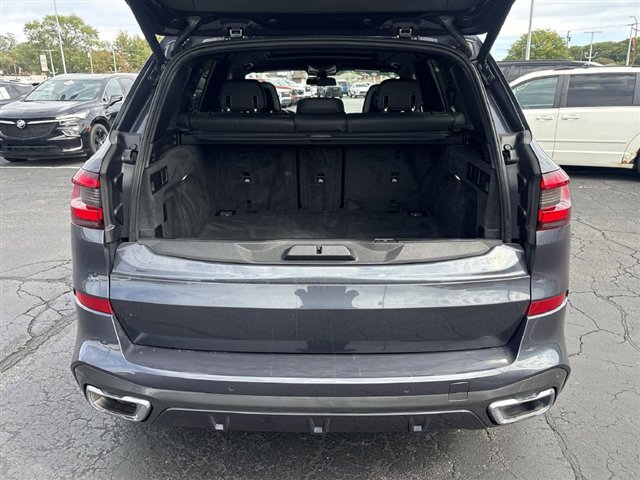 Used 2019 BMW X5 xDrive40i w/ M Sport Package AWD/4WD image 26