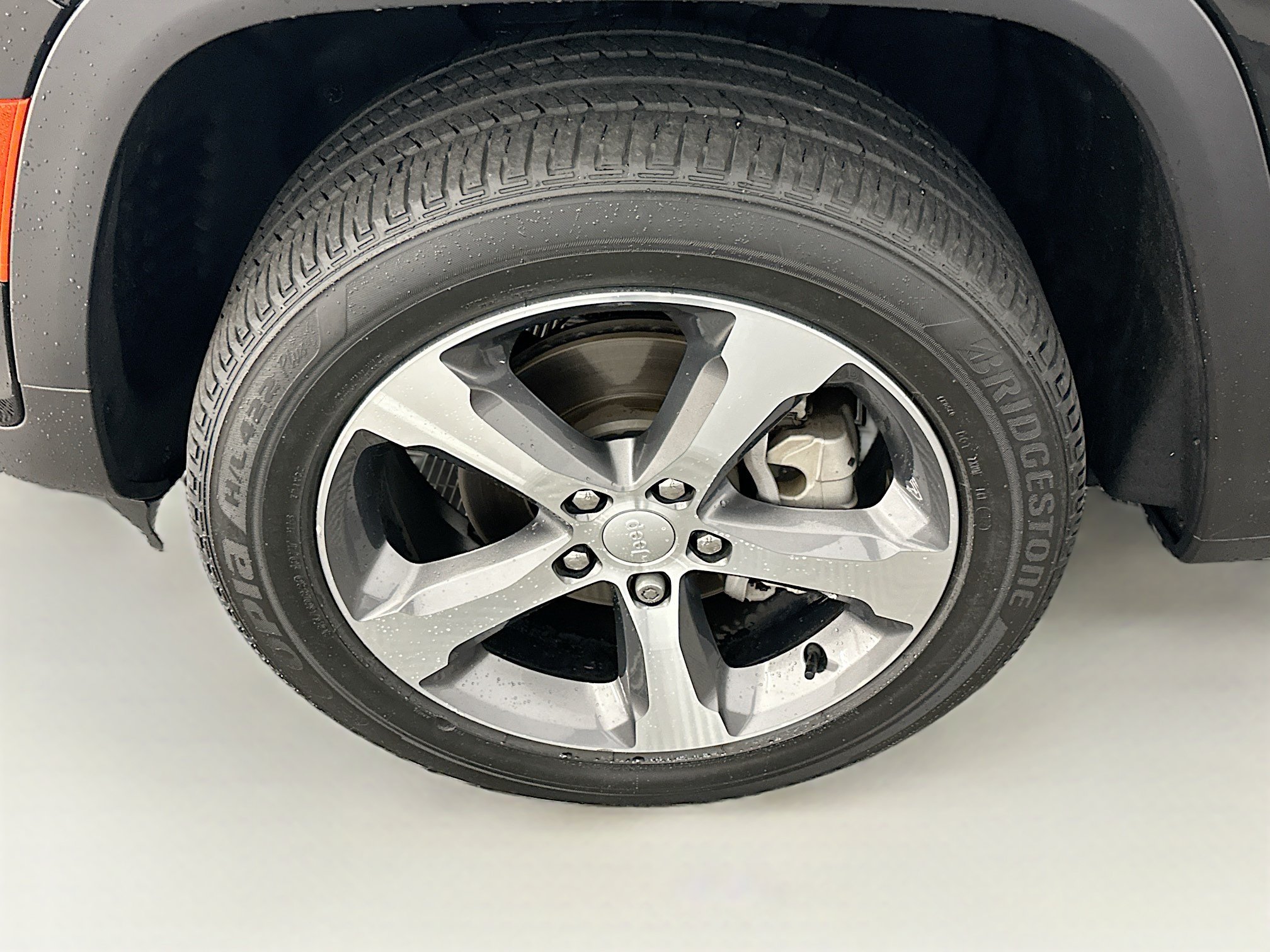 Used 2023 Jeep Grand Cherokee Limited AWD/4WD image 11