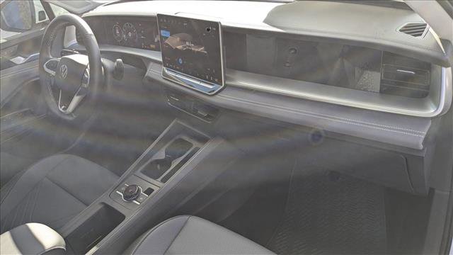 New 2026 Volkswagen Tiguan SE AWD/4WD image 29