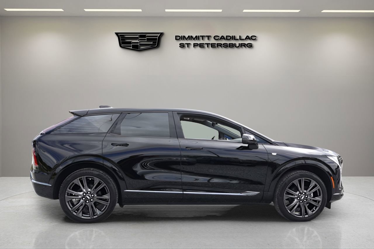 New 2026 Cadillac Optiq Sport 2 RWD image 6