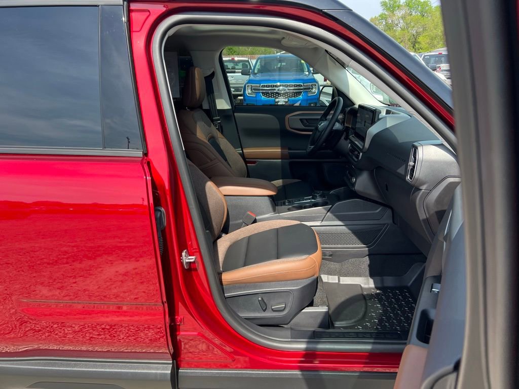 Used 2025 Ford Bronco Sport Outer Banks w/ Outer Banks Tech Package+ image 23