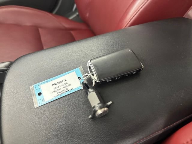 Used 2023 MAZDA MAZDA3 s AWD/4WD image 33