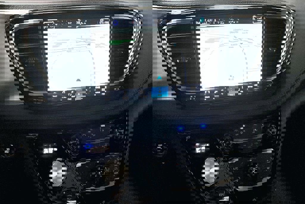 New 2026 Chrysler Pacifica Pinnacle w/ Trailer Tow Group image 7