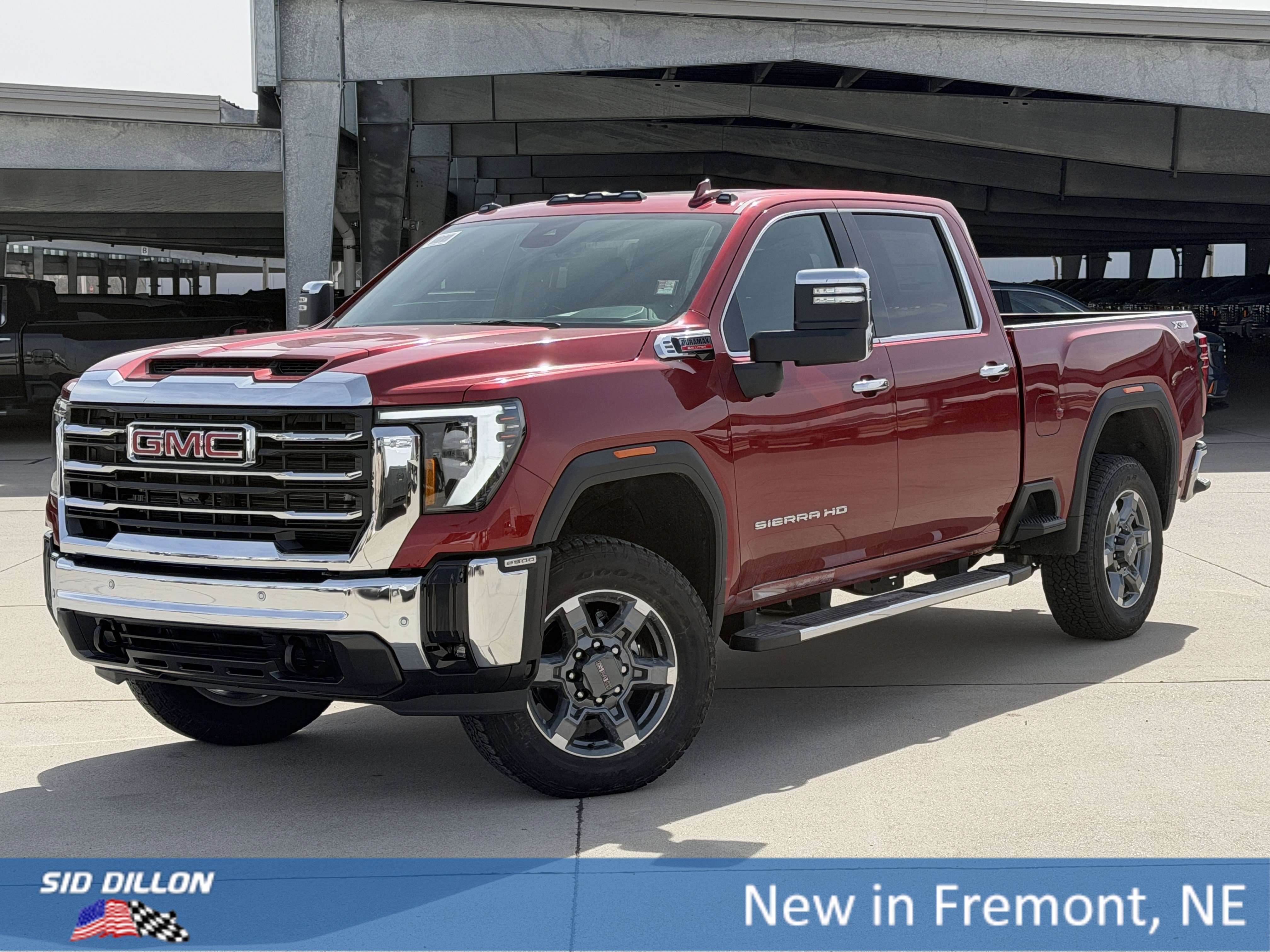 New 2026 GMC Sierra 2500 SLT w/ SLT Premium Package AWD/4WD image 1