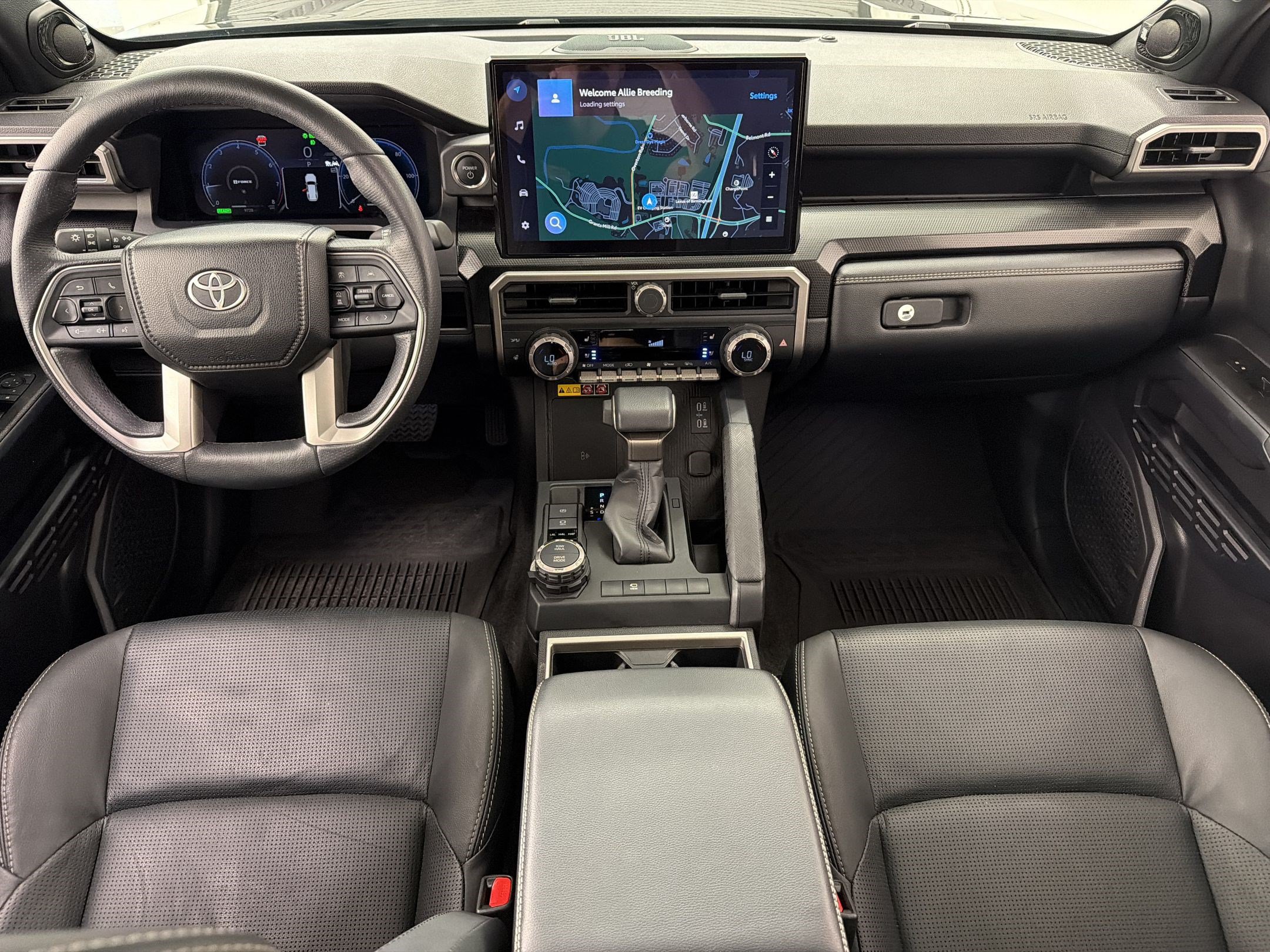 Used 2025 Toyota 4Runner Limited AWD/4WD image 14