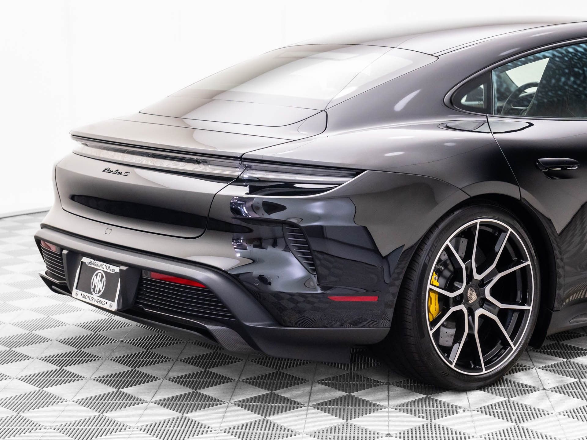 New 2025 Porsche Taycan Turbo S image 34