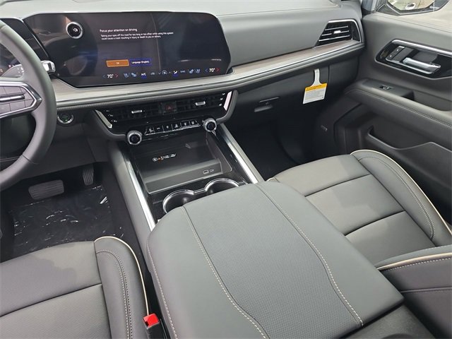 New 2025 Chevrolet Suburban Premier image 10