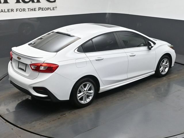 Used 2017 Chevrolet Cruze LT w/ Sun And Sound Package image 36