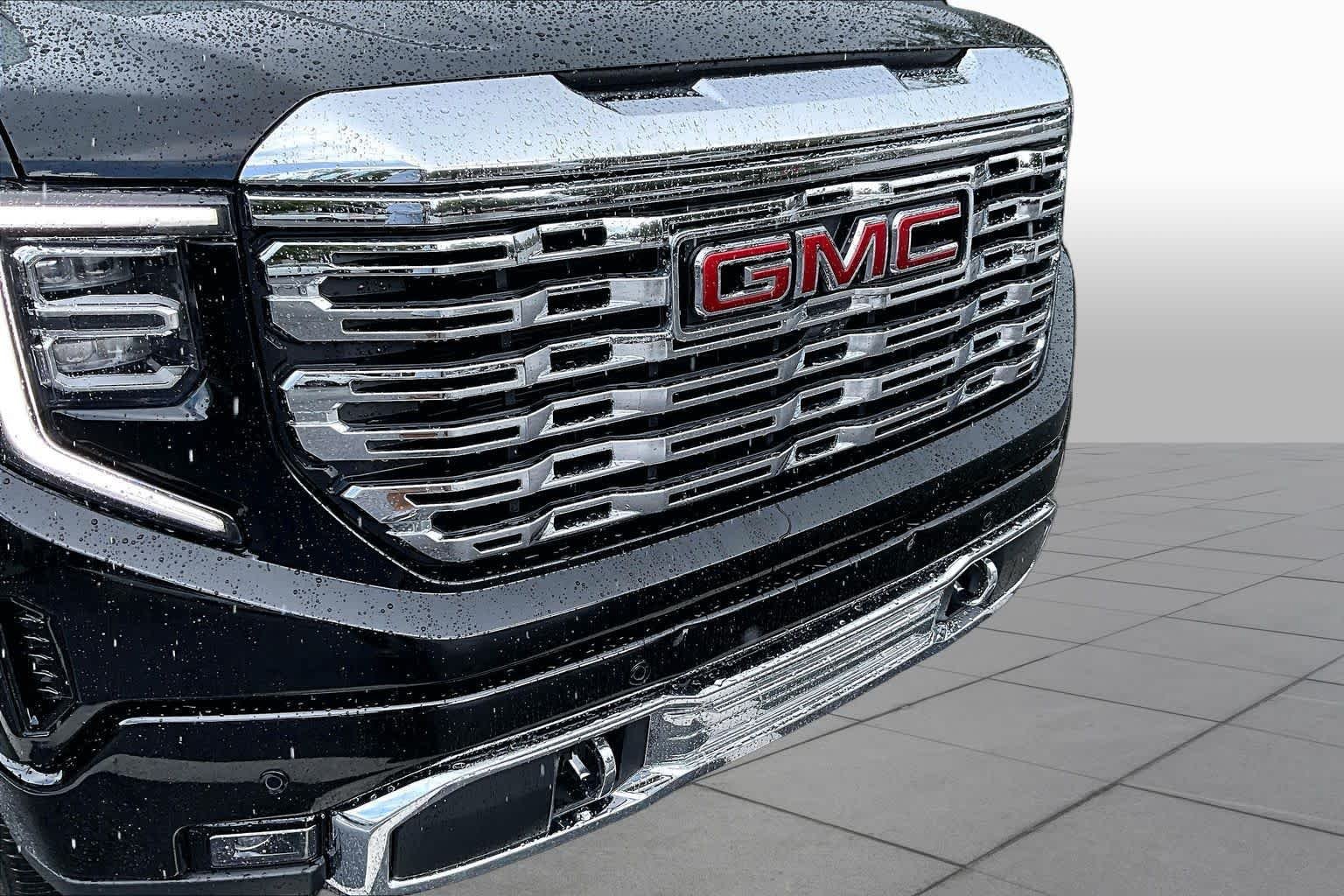 Used 2025 GMC Sierra 1500 Denali w/ Denali Reserve Package AWD/4WD image 30