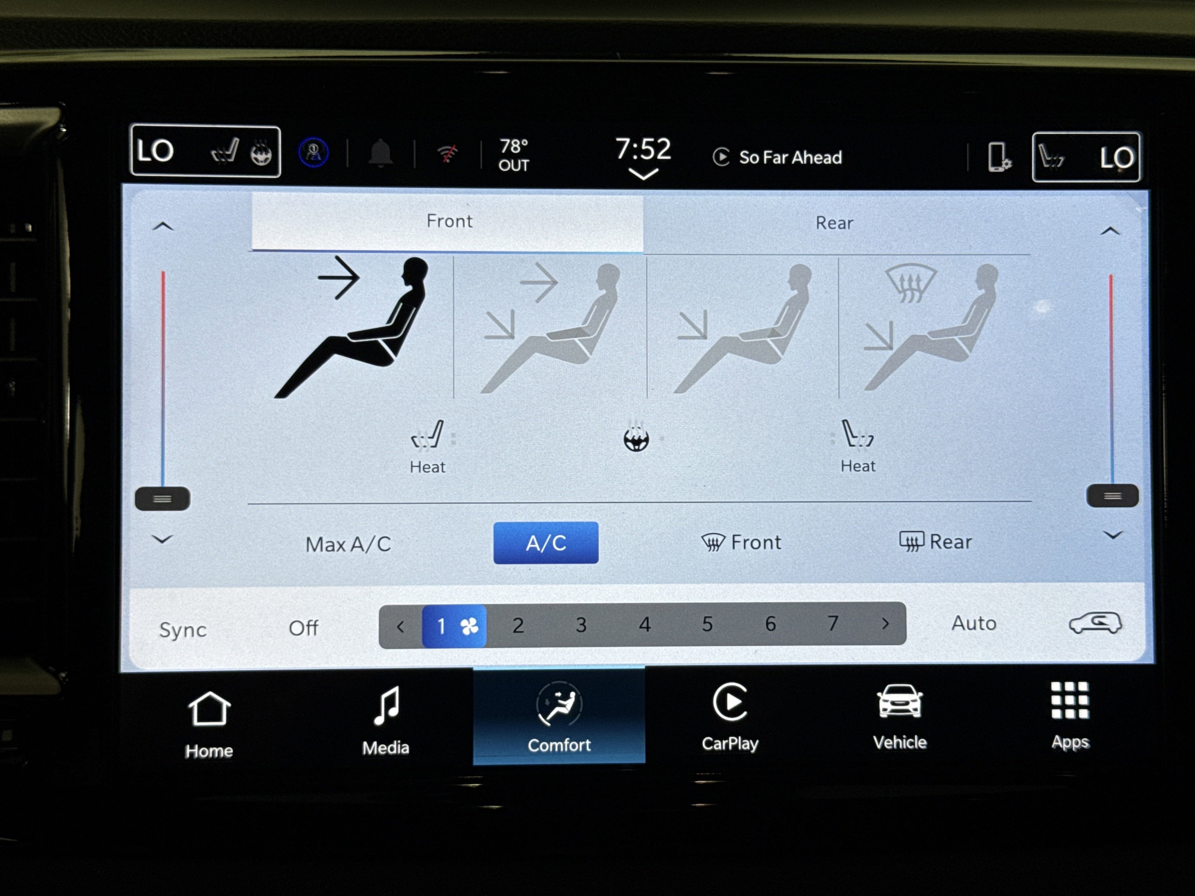 New 2026 Chrysler Voyager LX image 19