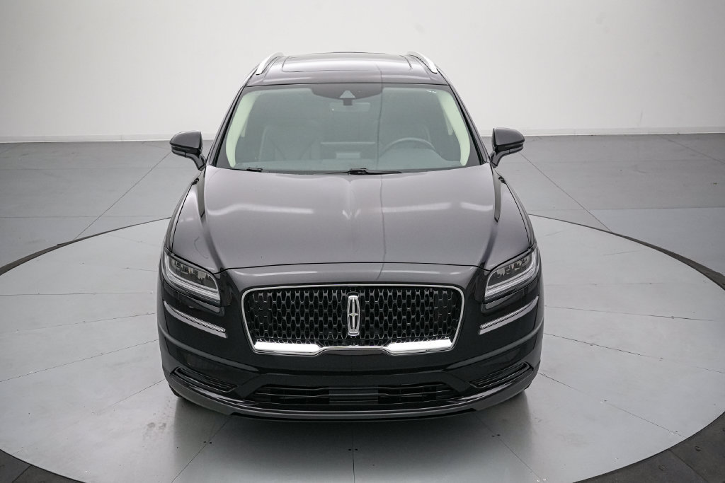 Used 2023 Lincoln Nautilus Reserve w/ Monochromatic Package AWD/4WD image 9
