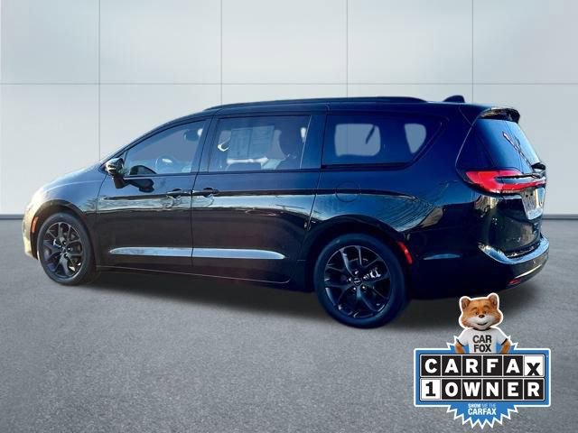 Used 2021 Chrysler Pacifica Touring w/ S Appearance Package image 10