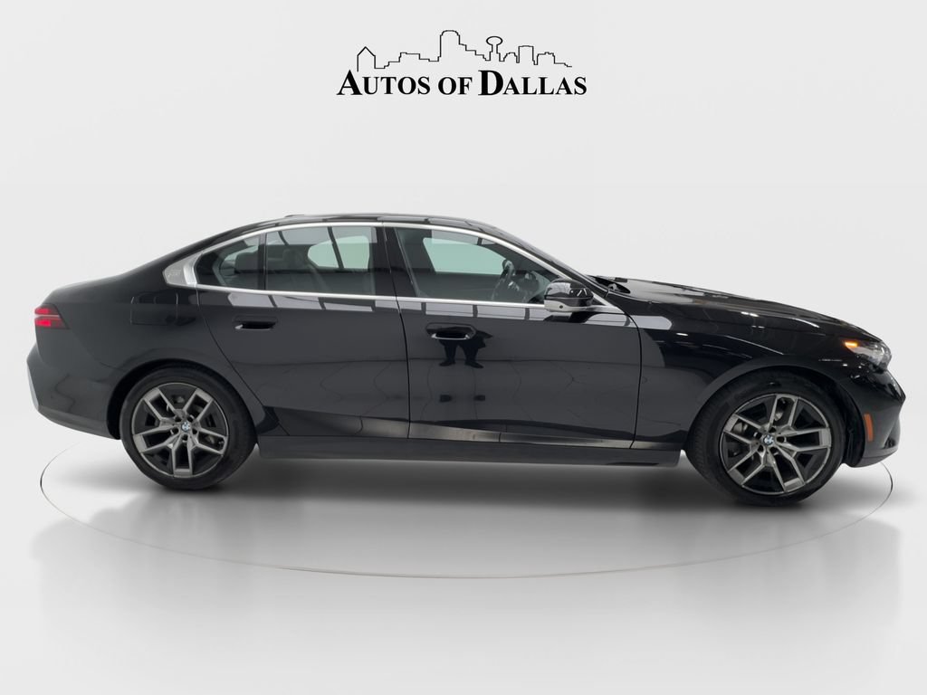 Used 2026 BMW 530i xDrive AWD/4WD image 7