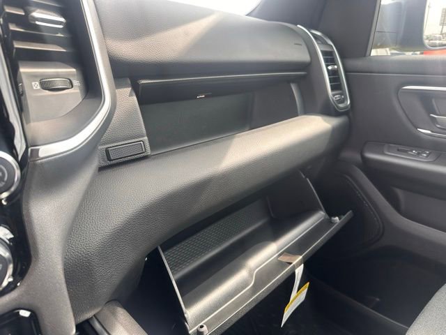 New 2025 RAM 1500 Big Horn AWD/4WD image 29