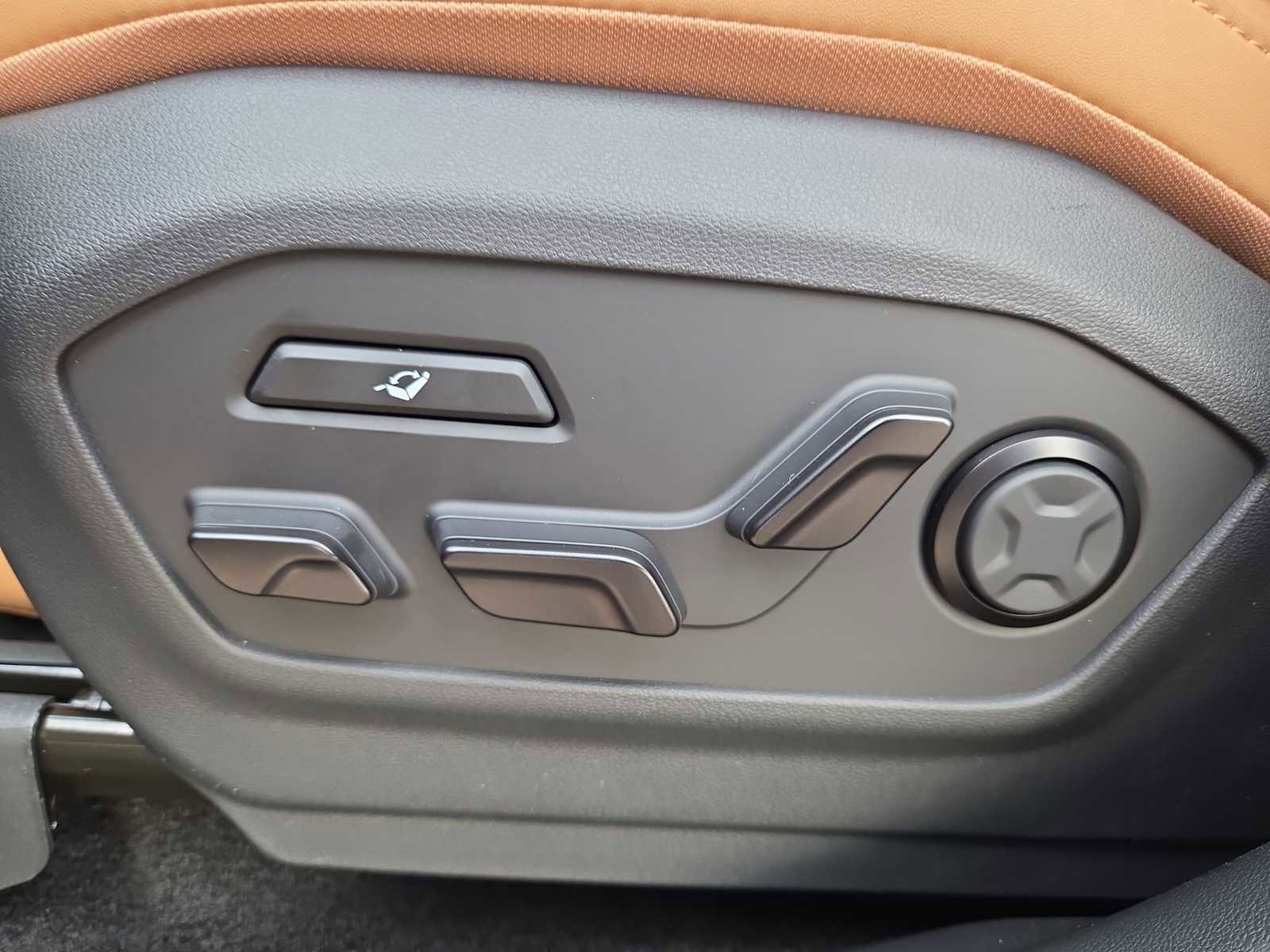 New 2026 Hyundai Santa Fe Calligraphy image 17