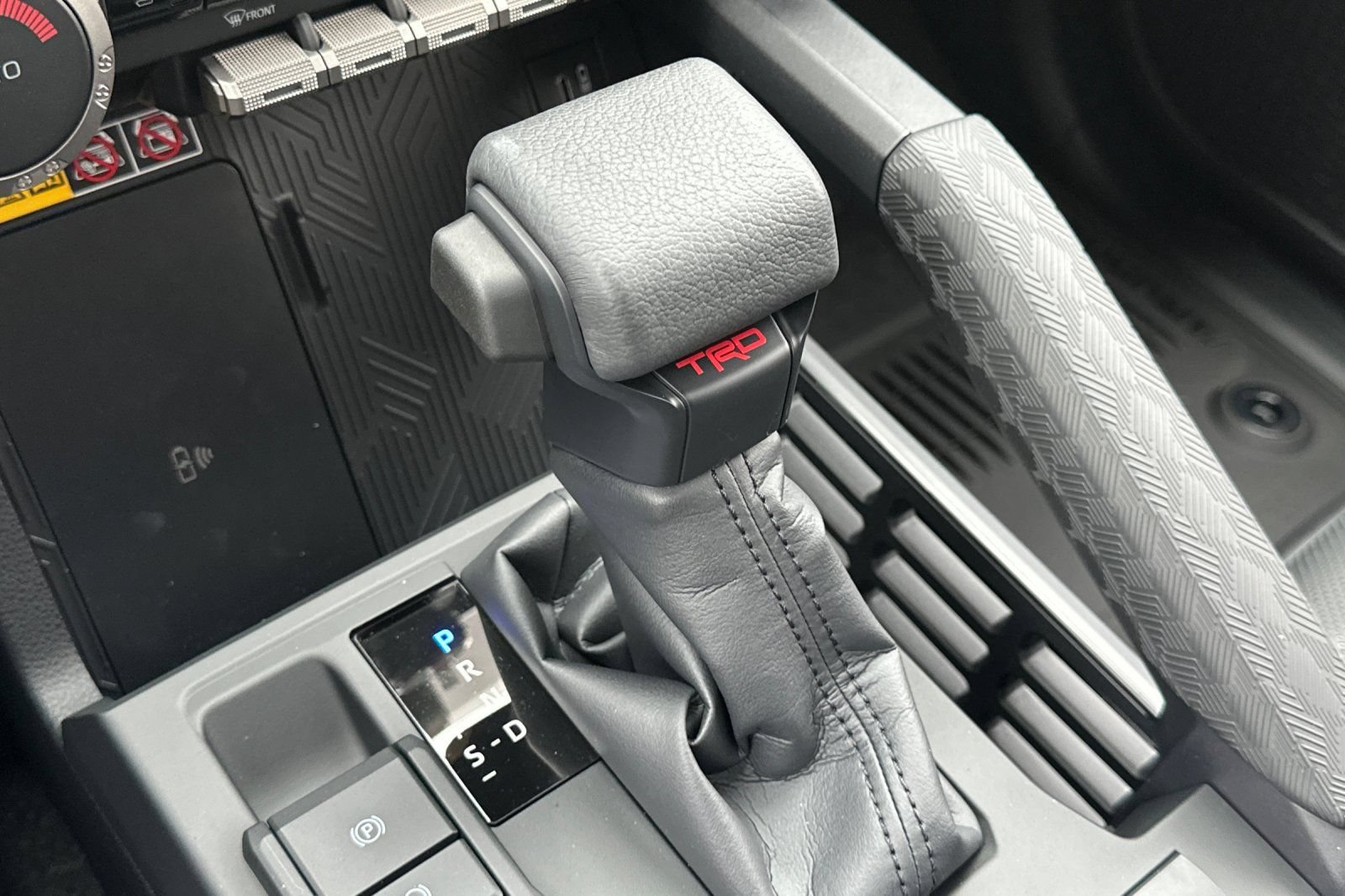 New 2026 Toyota 4Runner TRD Off-Road Premium w/ Tow Technology Package AWD/4WD image 24