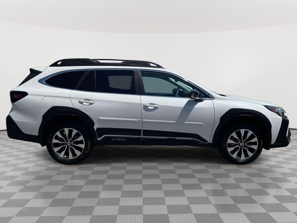 Used 2024 Subaru Outback Limited AWD/4WD image 9