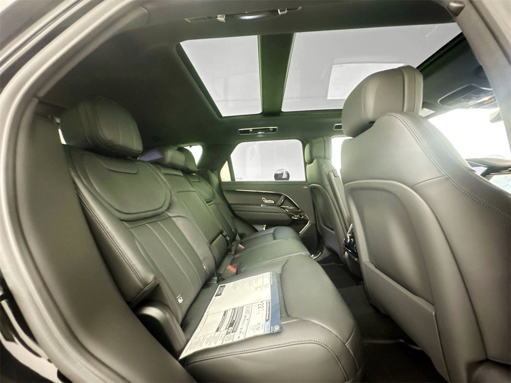 New 2026 Land Rover Range Rover Sport Dynamic SE image 27