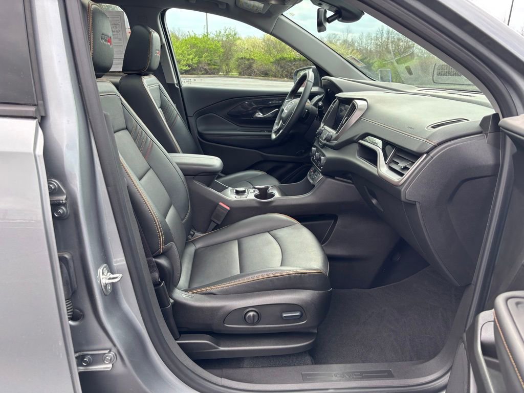 Used 2024 GMC Terrain AT4 w/ Infotainment Package II AWD/4WD image 24