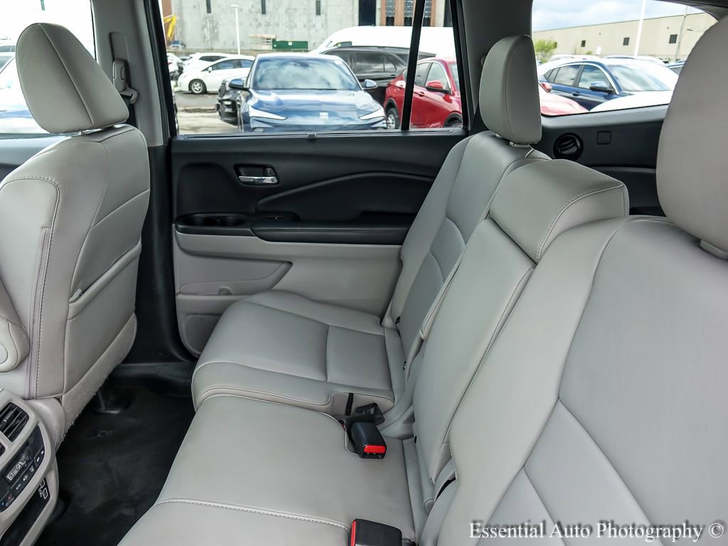 Used 2021 Honda Pilot Special Edition image 13